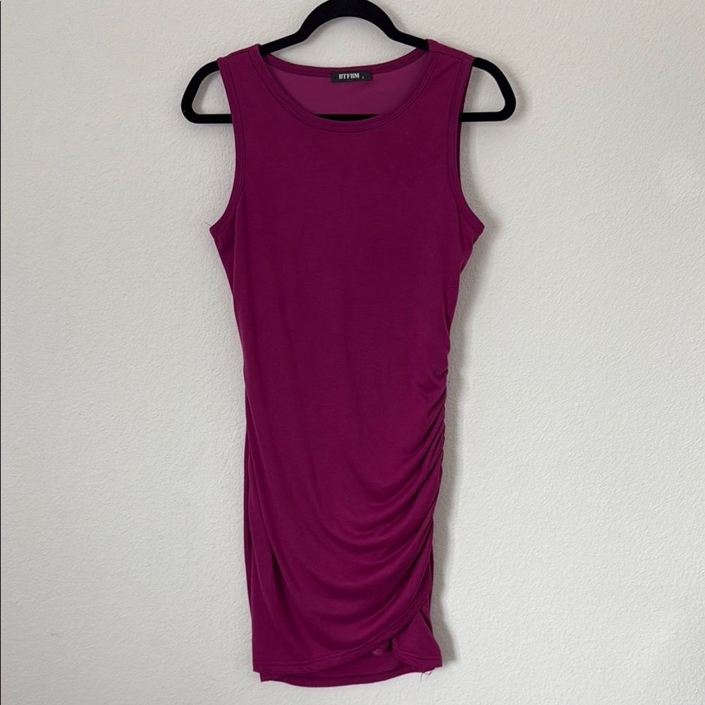 Sleeveless Magenta Bodycon Dress